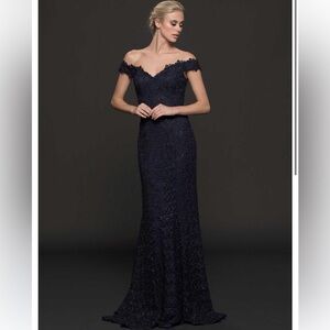 Exquisite Off-Shoulder Navy Lace Mother of the Bride Dress
